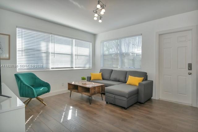 Photo - 1101 SW 30th St Unit 1