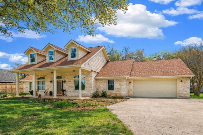 Building Photo - 3701 Del Robles Dr