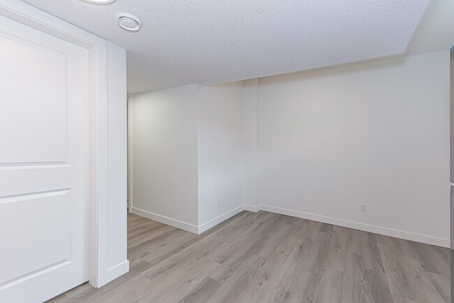 Photo - 14912-14109 109 Ave Unité 14912 BSMT