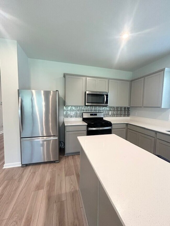 Photo - ONE STORY LIVING IN BLYTHEWOOD'S GRAND ARBOR