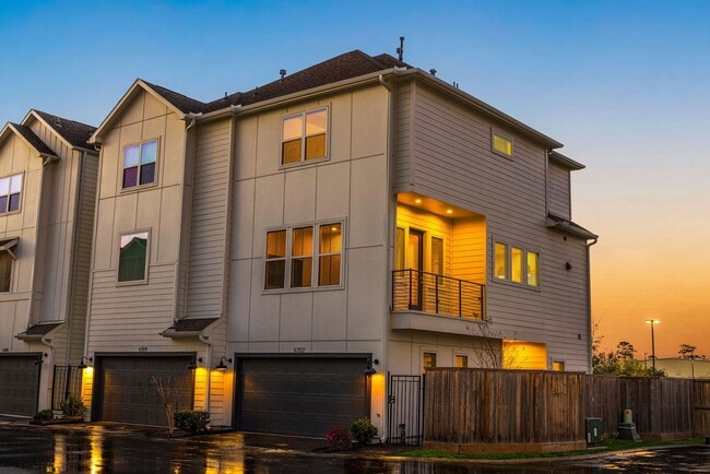 Building Photo - 6302 Chelsea Falls Ln