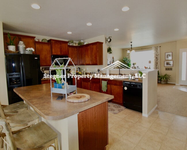 Photo - Beautiful Home on Cul-de-sac