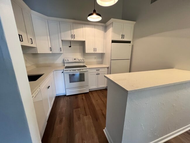 Photo - 6257 Chasewood Dr Unit F