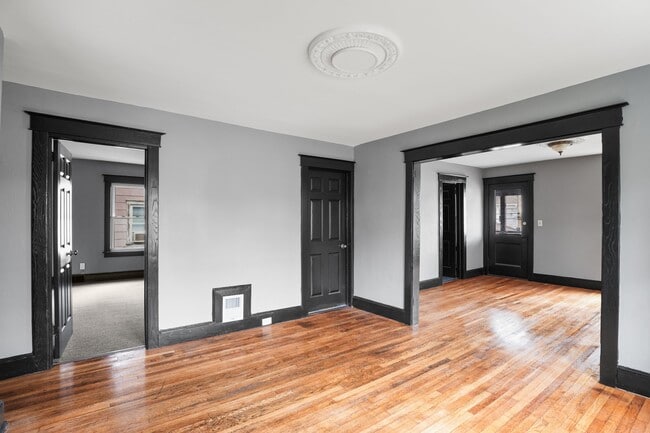 Photo - 190 St Charles St Unit 2
