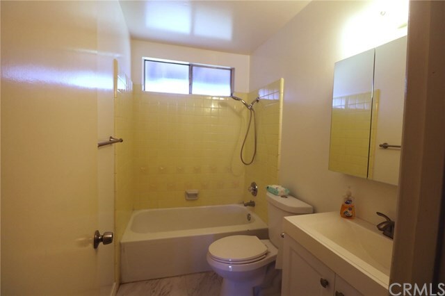 Photo - 4971 Newman Ave