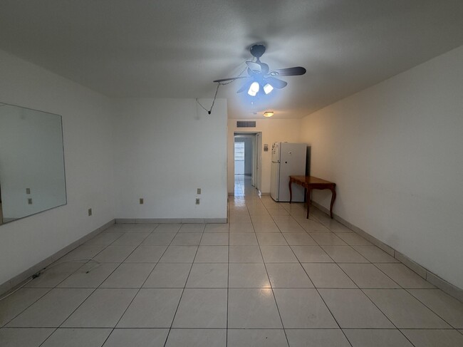 Photo - 20210 NE 2nd Ave Unit V14