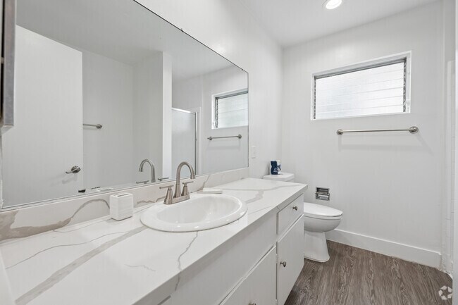 1 habitación, 1 baño - 700 pies cuadrados - Baño