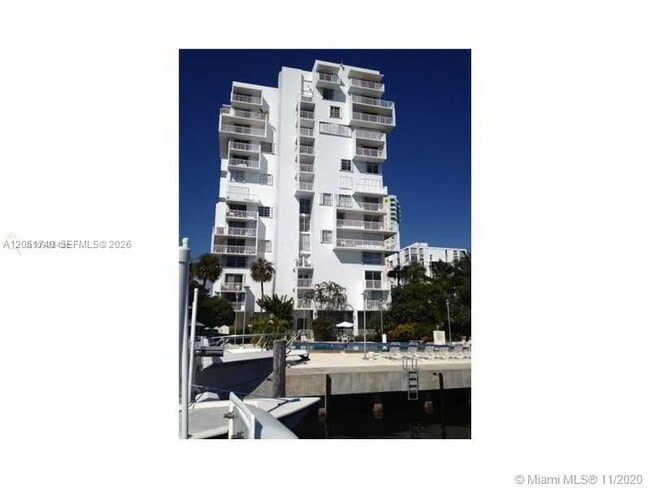 Building Photo - 150 SE 25th Rd Unit 2K