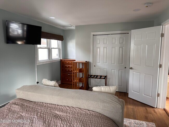 Photo - 101 Center Ave