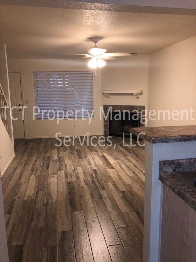 Photo - Cute 2 bedroom Town-home in Mesa!