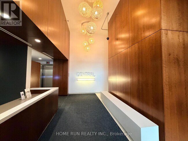 Photo - 354 Gladstone Ave Unité 210