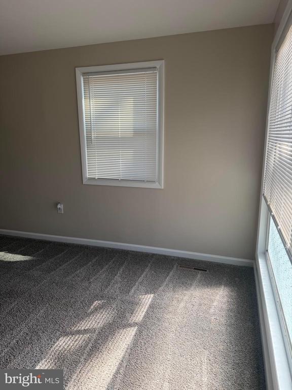 Photo - 100 Garfield Ct