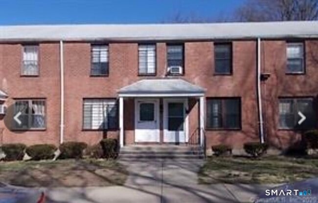 Building Photo - 35 Nob Hill Cir Unit D