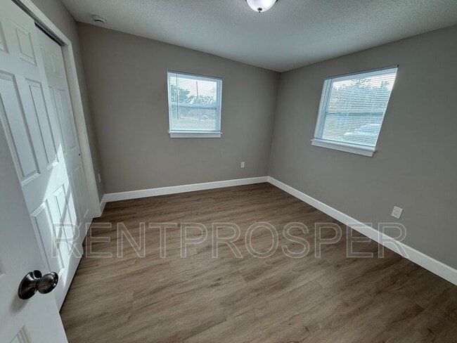 Photo - 39 N Ortman Dr