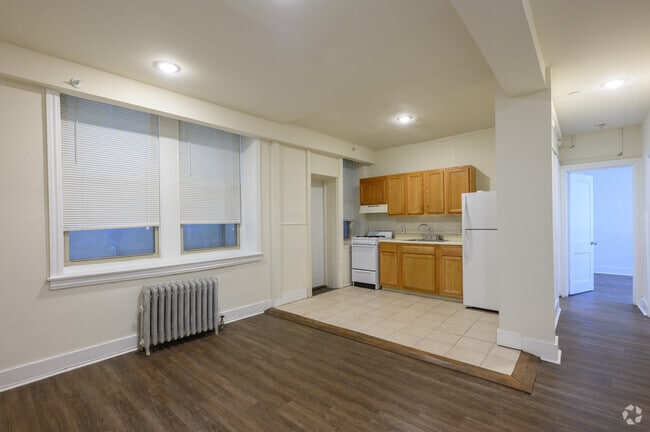 3BR, 1BA, -SF Living Space(4040 Baltimore Ave., B1)