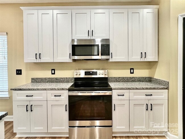 Photo - 8220 Brisbin Drive