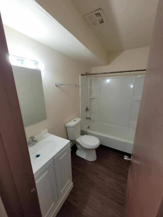 Photo - Welcome to 2800 30th St.