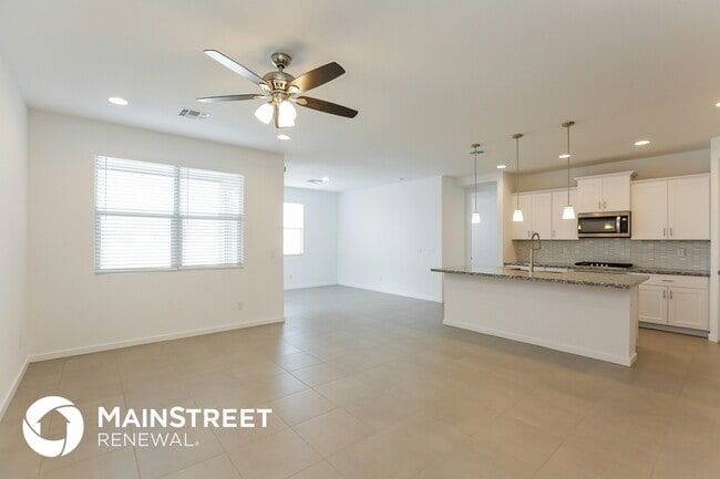 Photo - 10916 S 55th Ln