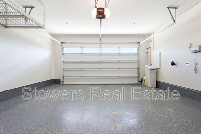 Photo - 6336 Moser Wy