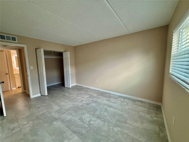 Photo - 11700 Park Blvd Unit 106