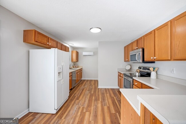 Photo - 252 Skyview Rd