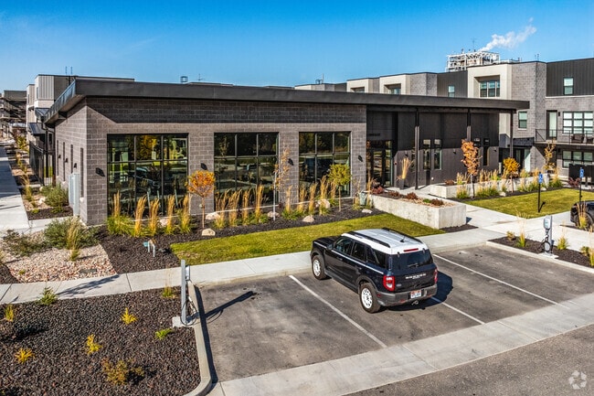 Leasing Center - theYARD