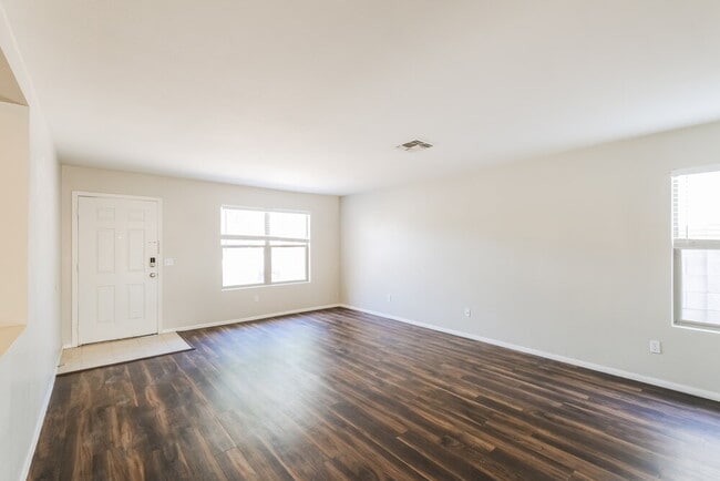 Photo - 11815 W Columbine Dr