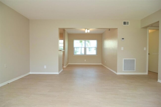 Photo - 606 12th Ave NE Unit 2