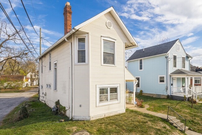 Photo - 2402 East Ave