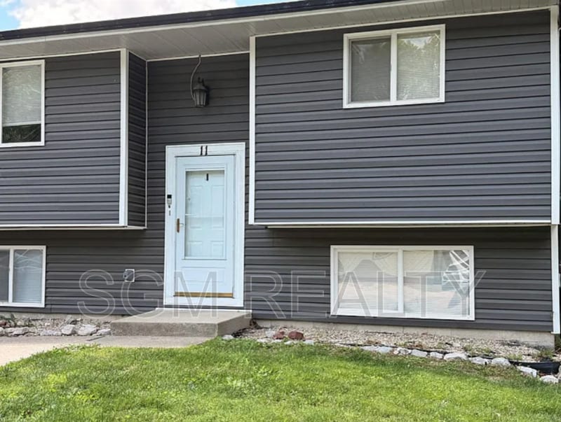 Photo - 11 Saddlewood Ln