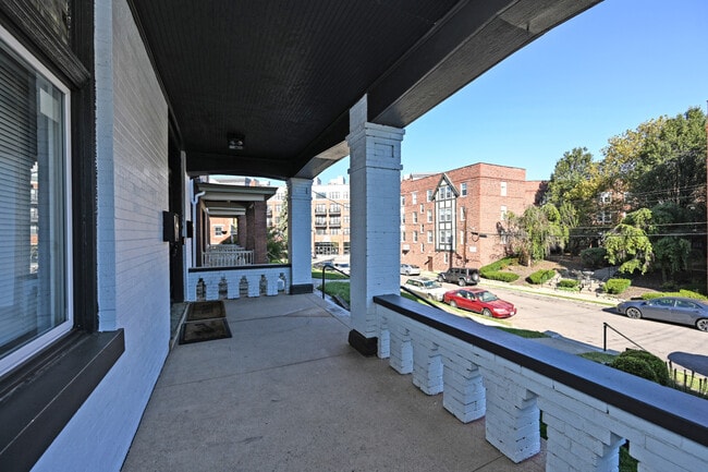 Photo - 1415 Locust St Unit #1