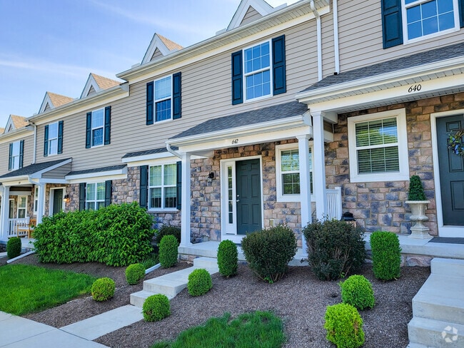 Building Photo - 642 Brentwood Dr Rental