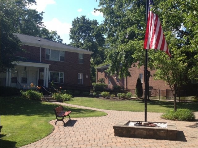 Photo - Washington Dodd