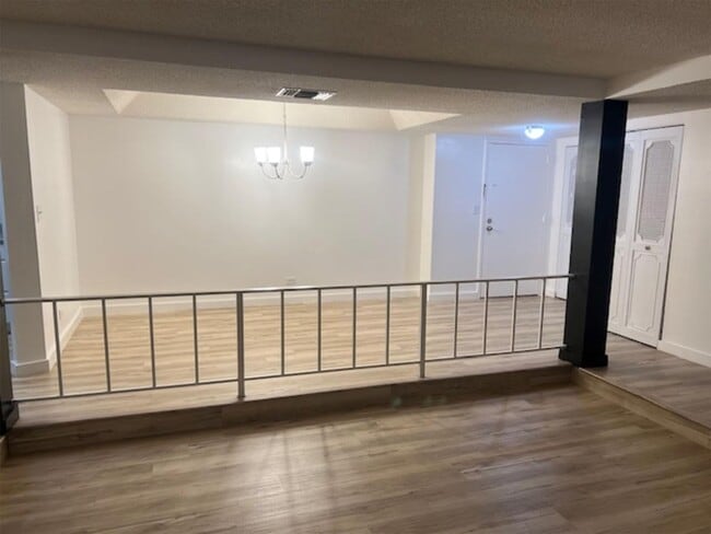 Photo - 3720 Inverrary Dr