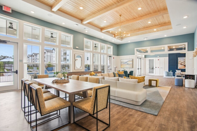 Avion Apartments