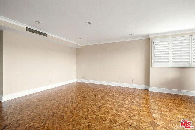 Photo - 875 Comstock Ave Unit 18E/F