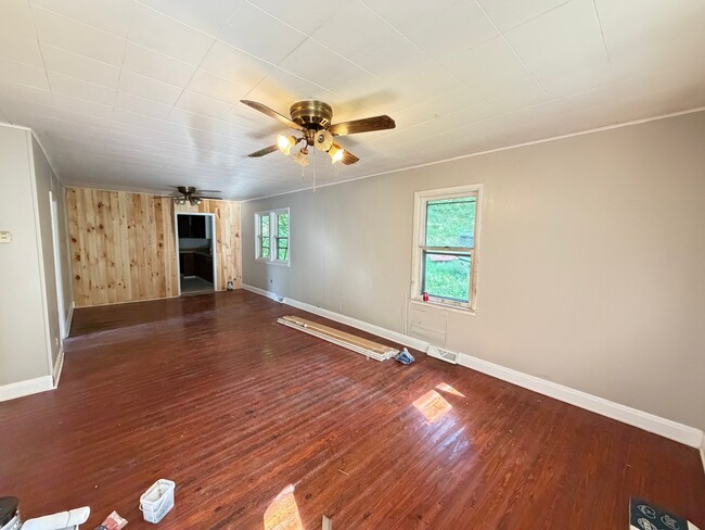 Photo - 2634 Big Pete Rd