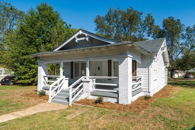 Photo - Renovated Gem with Space & Style in Bessemer