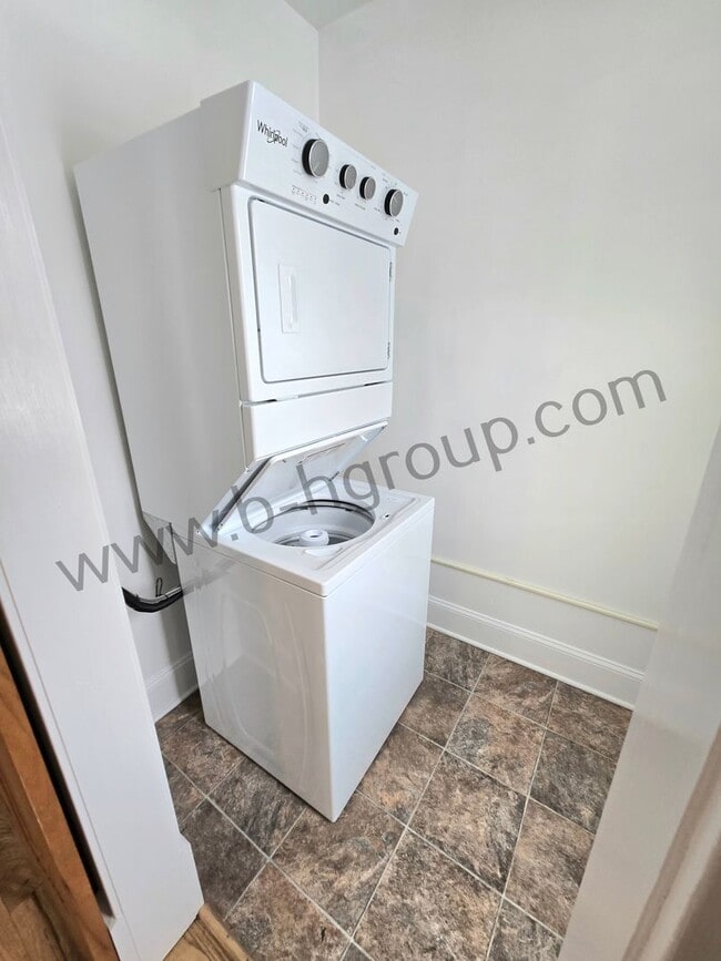 Photo - 1925 53rd St Unit Lower