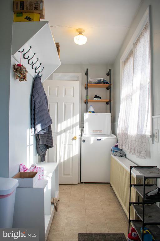 Photo - 605 Bridge St