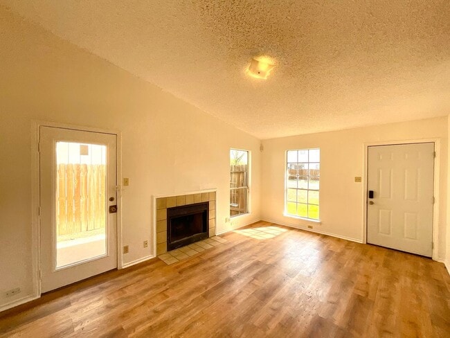 Photo - 2-Bedroom Duplex Near Highway 78- Pet-Friendly with Fenced Yard! SECTION 8 ACCEPTED