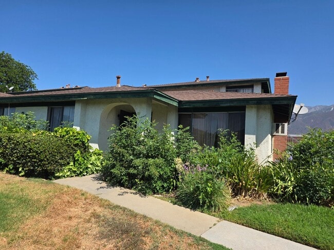 Building Photo - 8778 Lomita Dr Rental