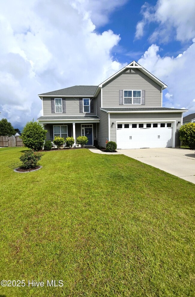 Building Photo - 743 Pine Cone Dr Rental