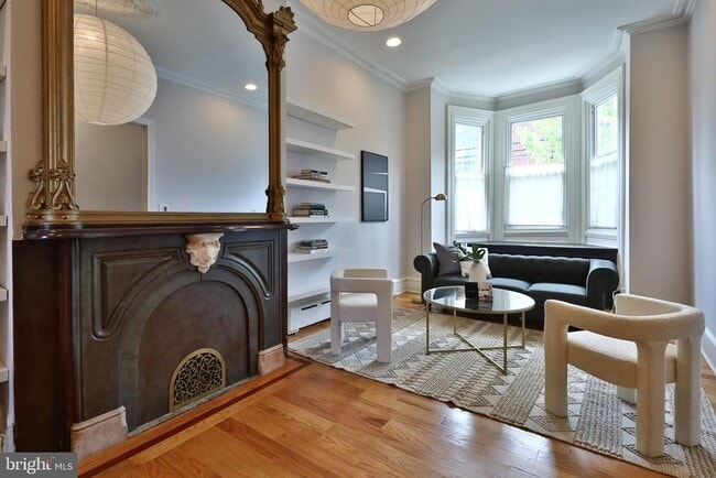 Photo - 2805 Poplar St