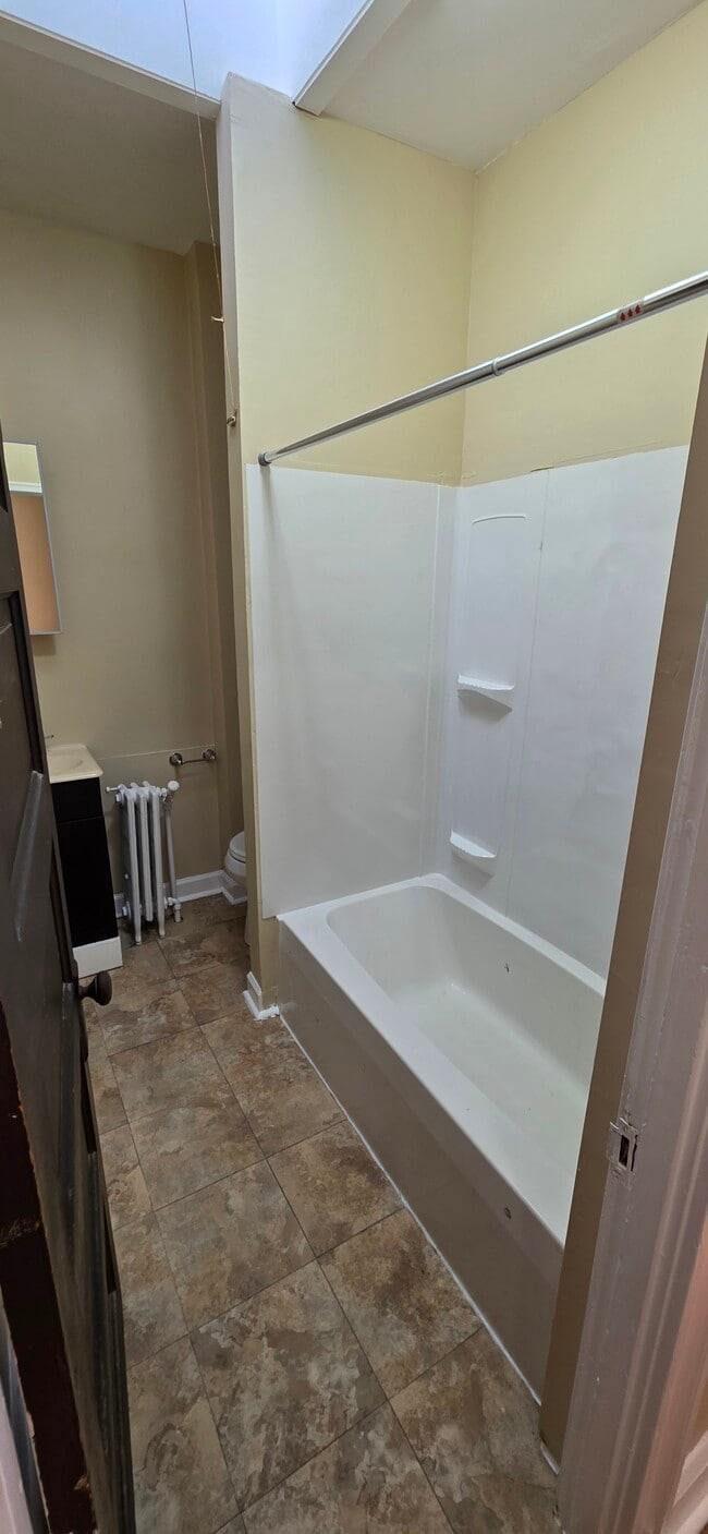 Photo - 2826 Mayfield Ave