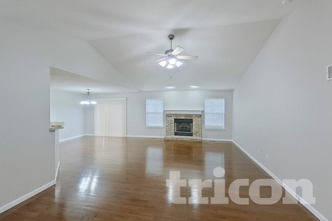 Photo - 310 Woodson Trail Dr