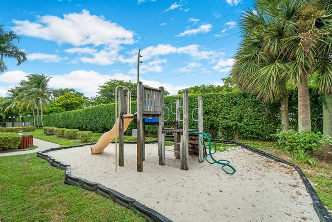 Photo - 1503 Belmont Pl