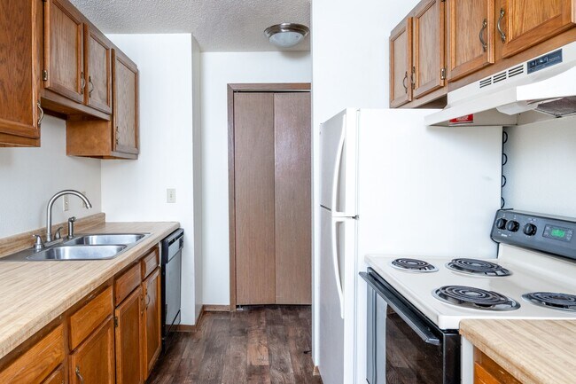 Photo - Heritage Heights Apartments