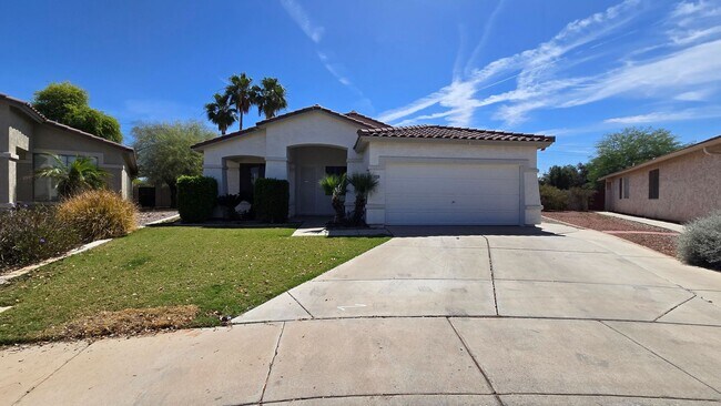 Photo - Clean and Cozy home in desirable area!