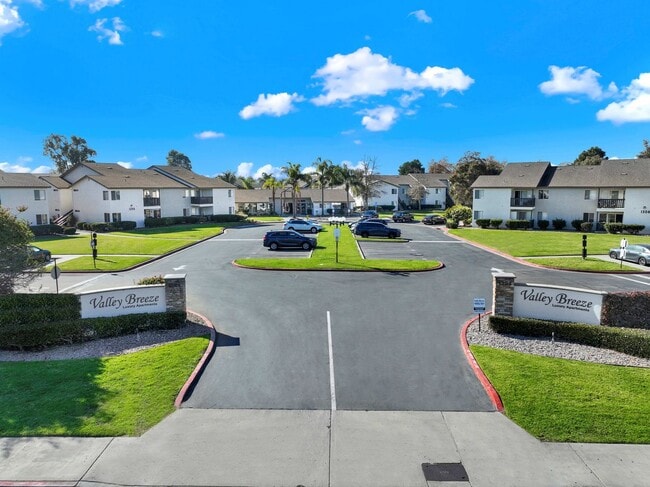 Photo - Valley Breeze Apartments